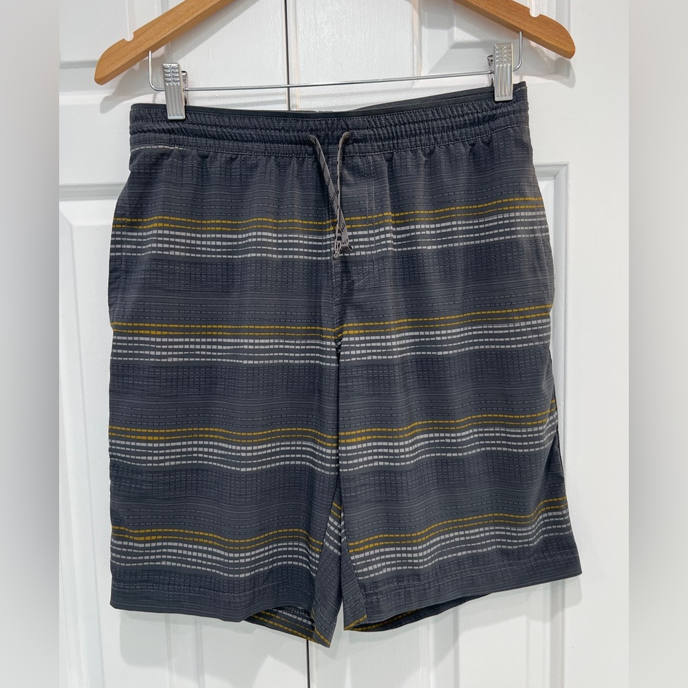 EUC Kuhl Men's Small Vantage Short